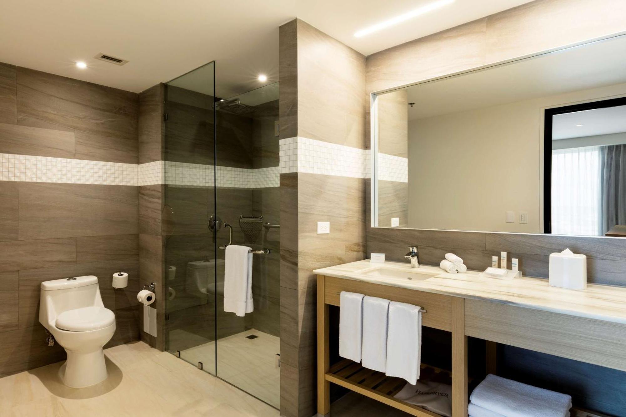 Hilton Garden Inn Merida Exterior photo